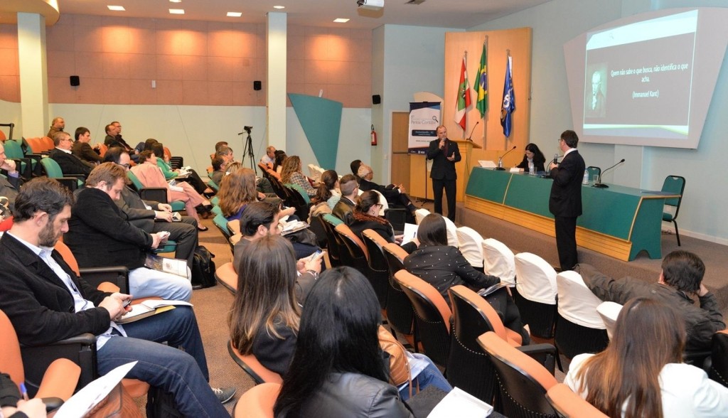 Evento reuniu dezenas de profissionais na sede do CRCSC em Florianópolis - Foto: Divulgação