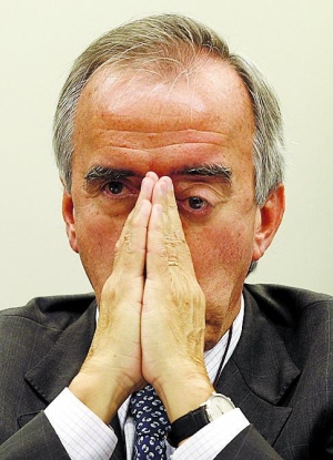 Exemplo. Escândalo de corrupção na Petrobras é apenas mais um exemplo de falta de controle