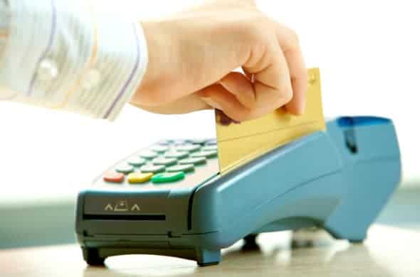 CMN padroniza juros para rotativo do cartão de crédito